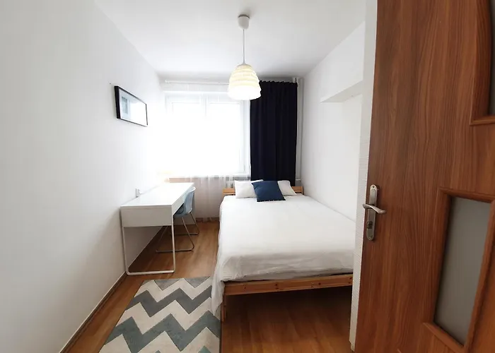 Mieszkanie 4-pokoje Zaspa 格但斯克